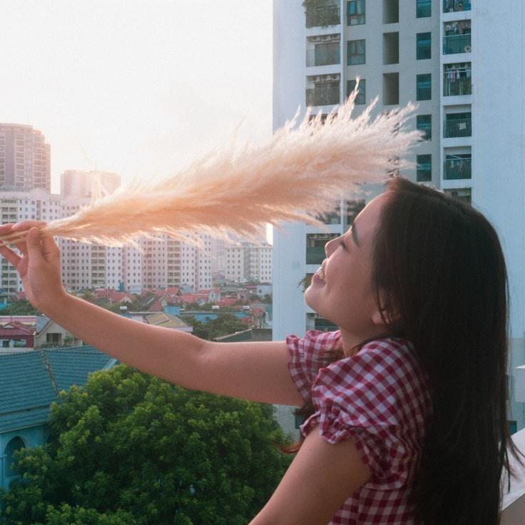 Jordan Patel, Client Relations Director, discussing corporate gifting strategy with business clients